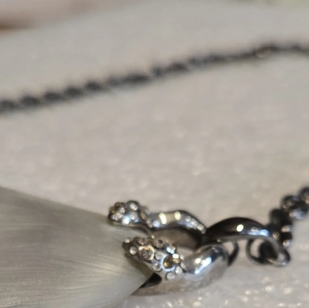 Alexis Bittar Lucite Gunmetal chain link necklace - Picture 6 of 6